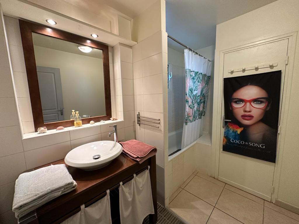 Appartement T3 Proche Aeroport Et Nordev Sainte-Clotilde エクステリア 写真