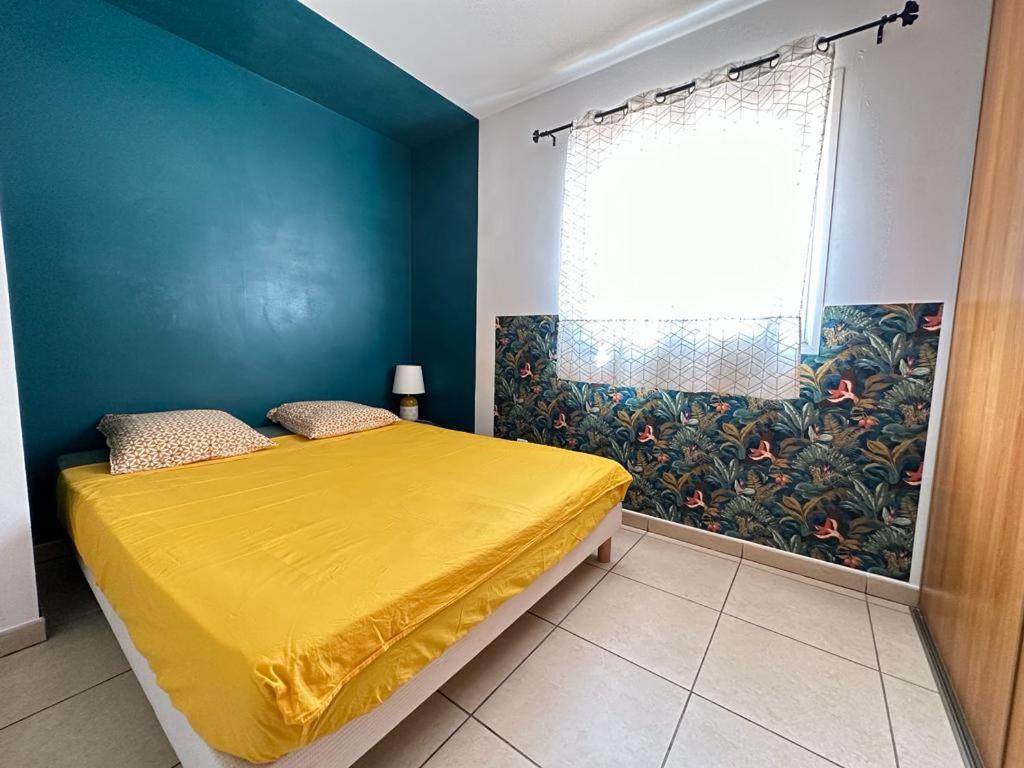 Appartement T3 Proche Aeroport Et Nordev Sainte-Clotilde エクステリア 写真