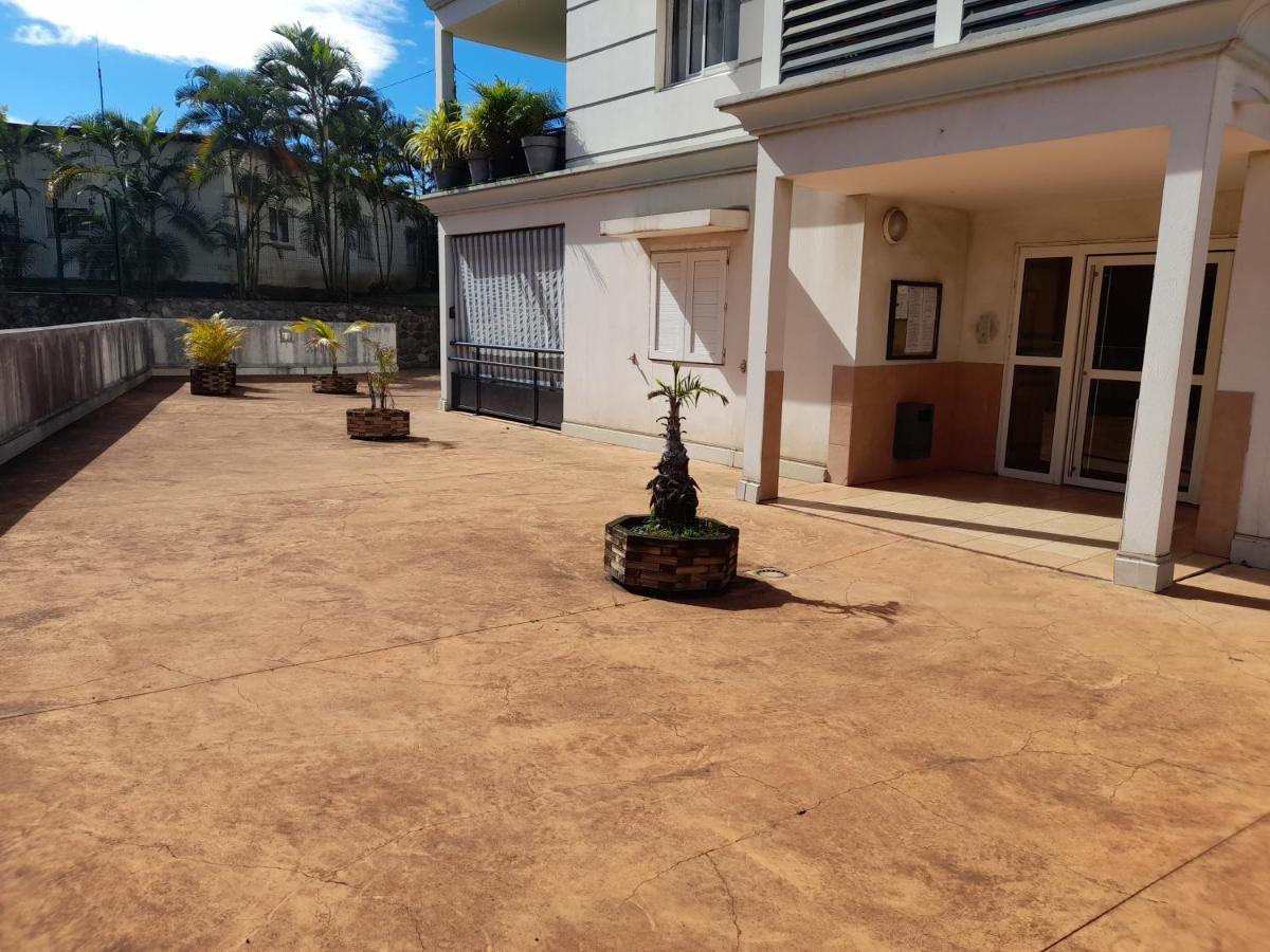 Appartement T3 Proche Aeroport Et Nordev Sainte-Clotilde エクステリア 写真